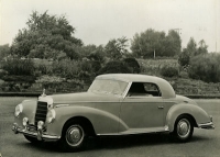 Postcard Mercedes-Benz 300 S Coupé 1953