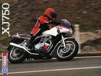 Yamaha XJ 750 brochure 1984